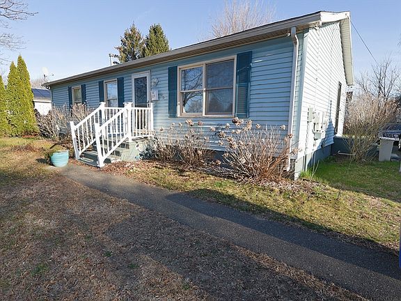 2nd image of 109 Pendleton Ave