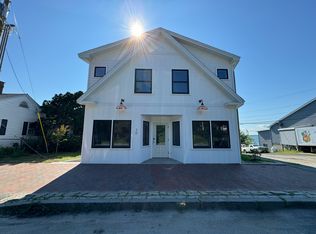 70 Island Ave, Peaks Island, ME 04108