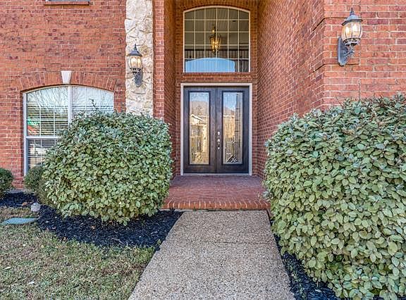4th image of 4804 San Remo Dr
