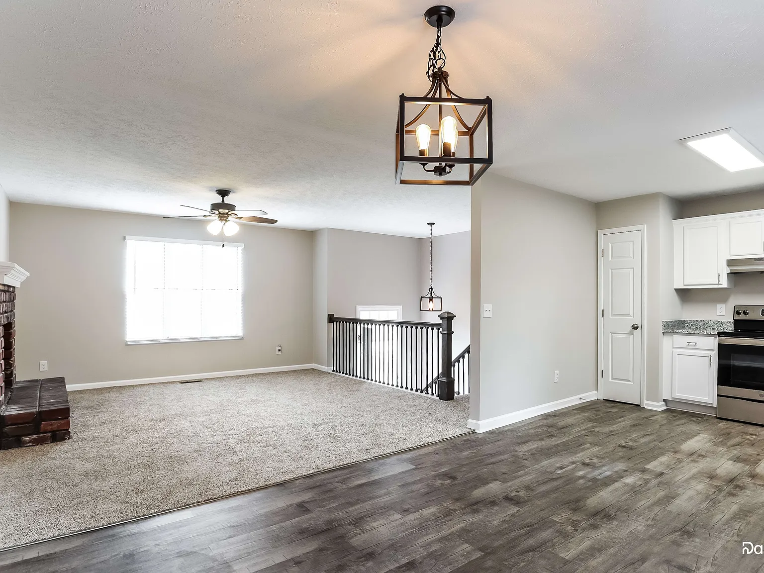 4 bed, 2.0 bath, 2000 sqft, $1,895 — Photo 4
