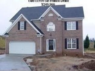 11930 Sir Francis Drake Dr, Charlotte, NC 28277
