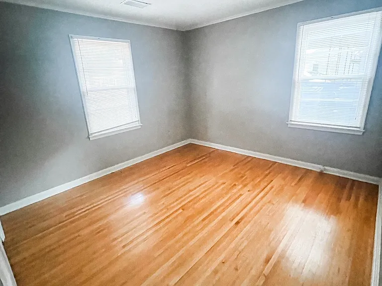 4501 Dunn Ave — Photo 6