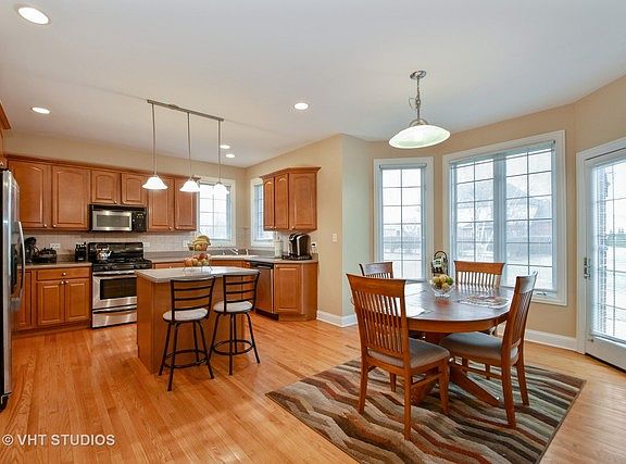 3rd image of 8264 Callista Dr