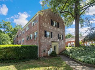 3311 Coryell Ln, Alexandria, VA 22302