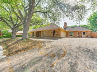 14518 Park Lake Ct, Farmers Branch, TX 75234