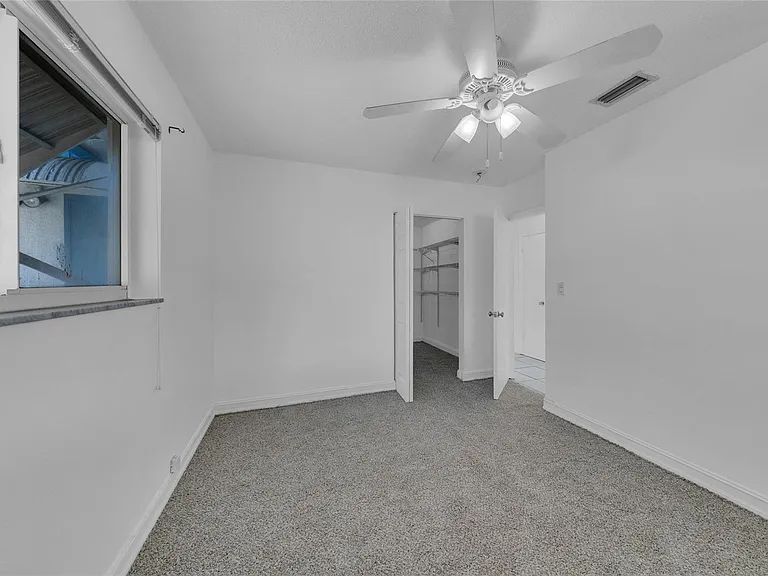 1906 NW 45th Ct — Photo 19