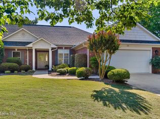 33 Winding Trl, Whispering Pines, NC 28327