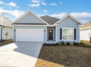 217 Lyla Ln, Crestview, FL 32539