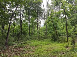 Grove Heights Rd, Berkeley Springs, WV 25411