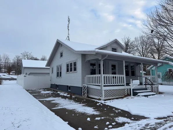 417 N Park St, Bellefontaine, OH 43311
