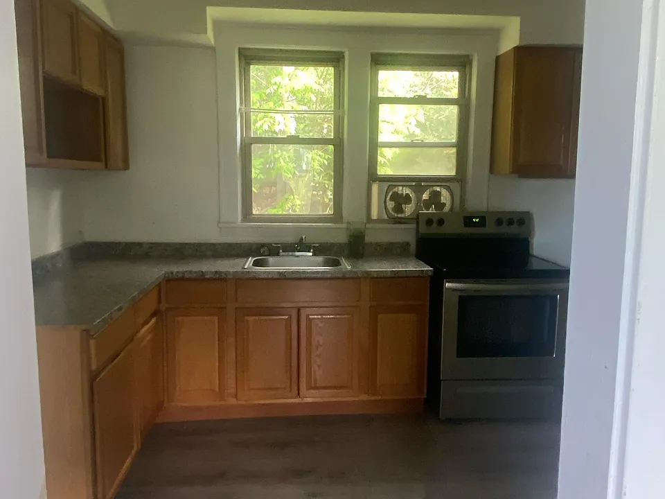 146 Pleasant Street Ext