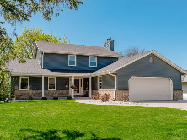 W163N10577 Ridgeview LANE, Germantown, WI 53022