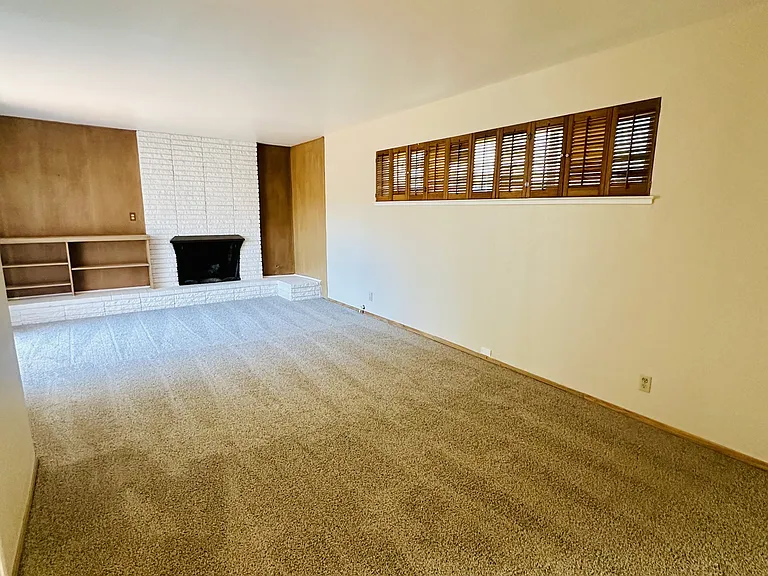 3178 Hillview Ct — Photo 9