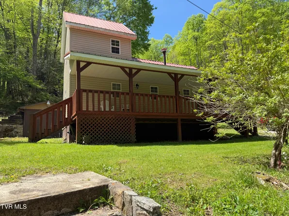 372 Ingram Branch Rd, Roan Mountain, TN 37687