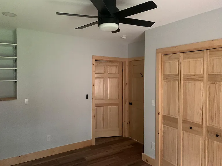 384 Shaker Rd #A — Photo 11