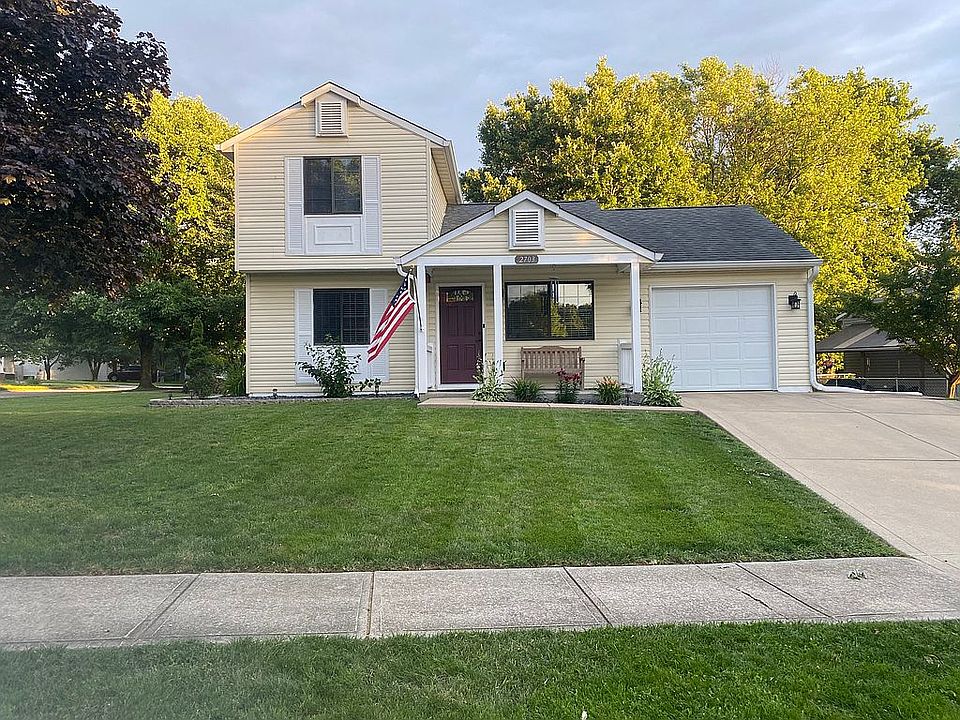 1st image of 2703 S Pinehurst Dr