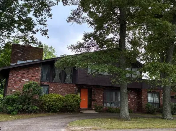 12 Oakview Dr, Northfield, NJ 08225