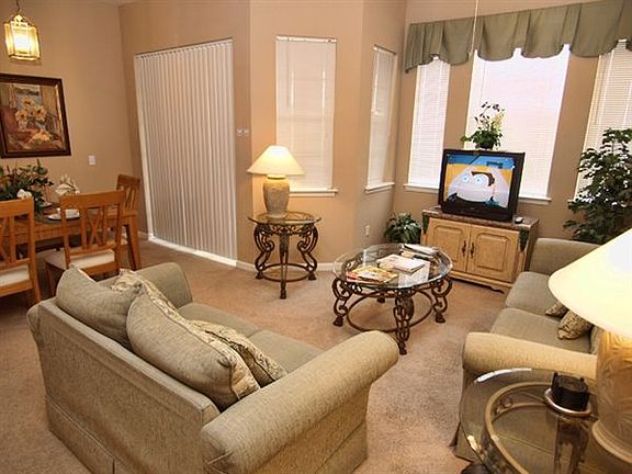 TR2C123-Living-Area-Scene-2