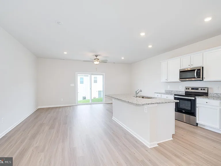 73 Cramsford St — Photo 15