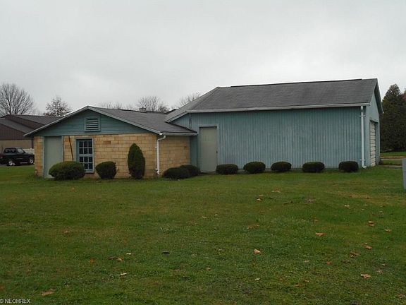 2nd image of 308 SW Bodmer Ave