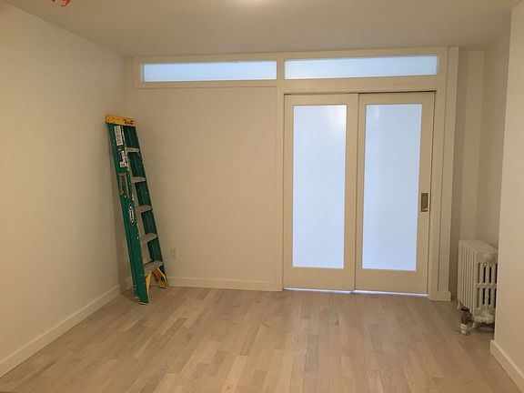 2nd image of 138 Eldridge St #3C2