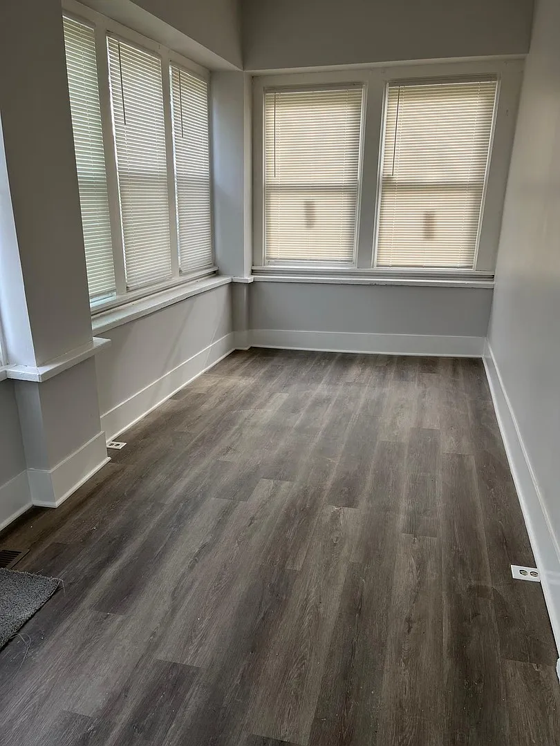 4 bed, 1650 sqft, $2,150 — Photo 2