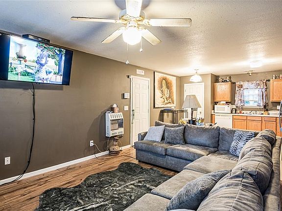 4th image of 122 Soren Ln
