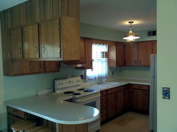 4th image of 3204 Kennedy Ln