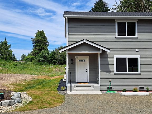 2nd image of 3111 E Camellia Way