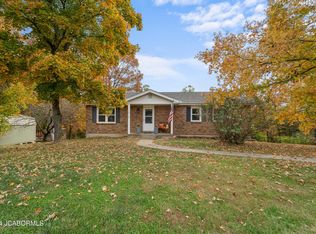 1019 Branch Rd, Holts Summit, MO 65043