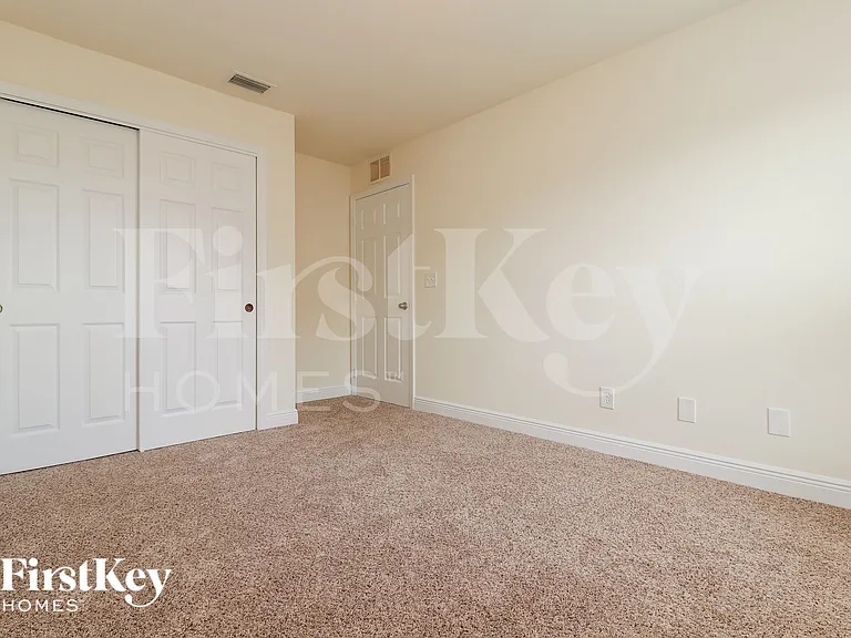 3816 20th St W — Photo 13