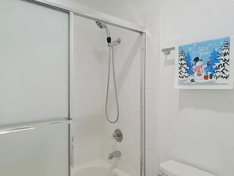 7202 Shelter Creek Ln — Photo 10