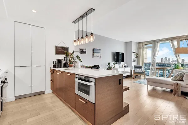 Rented by Spire Group | media 12