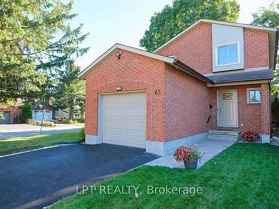 2nd image of 65 Coolspring Cres