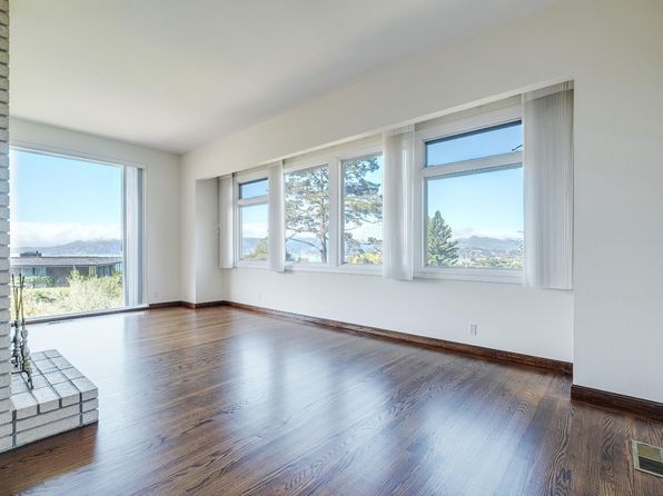 90 Geldert Dr
