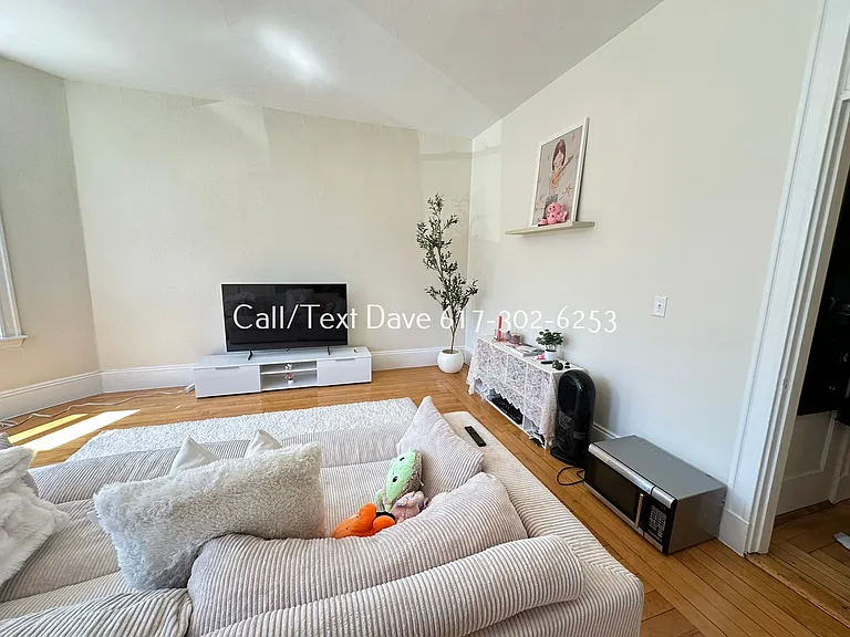1822 Beacon St #1 — Photo 21