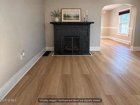 5th image of 606 Colima Dr