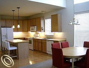 5th image of 4133 Monarch Ave #129