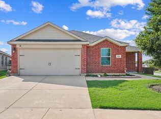900 Sapphire Dr, Princeton, TX 75407