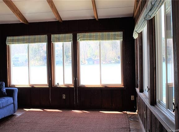 5th image of 316 E Lakeshore Dr
