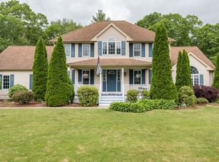 10 Griffin Way, Wareham, MA 02571
