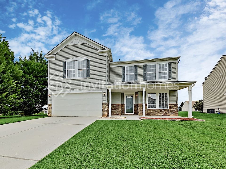 1st image of 105 McGarty Pl