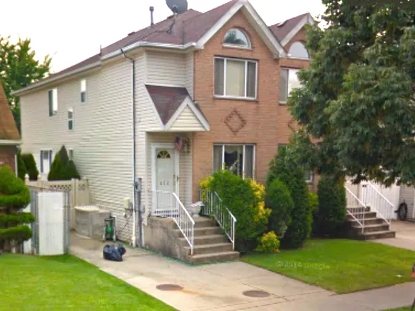251 Lander Ave, Staten Island, NY 10314
