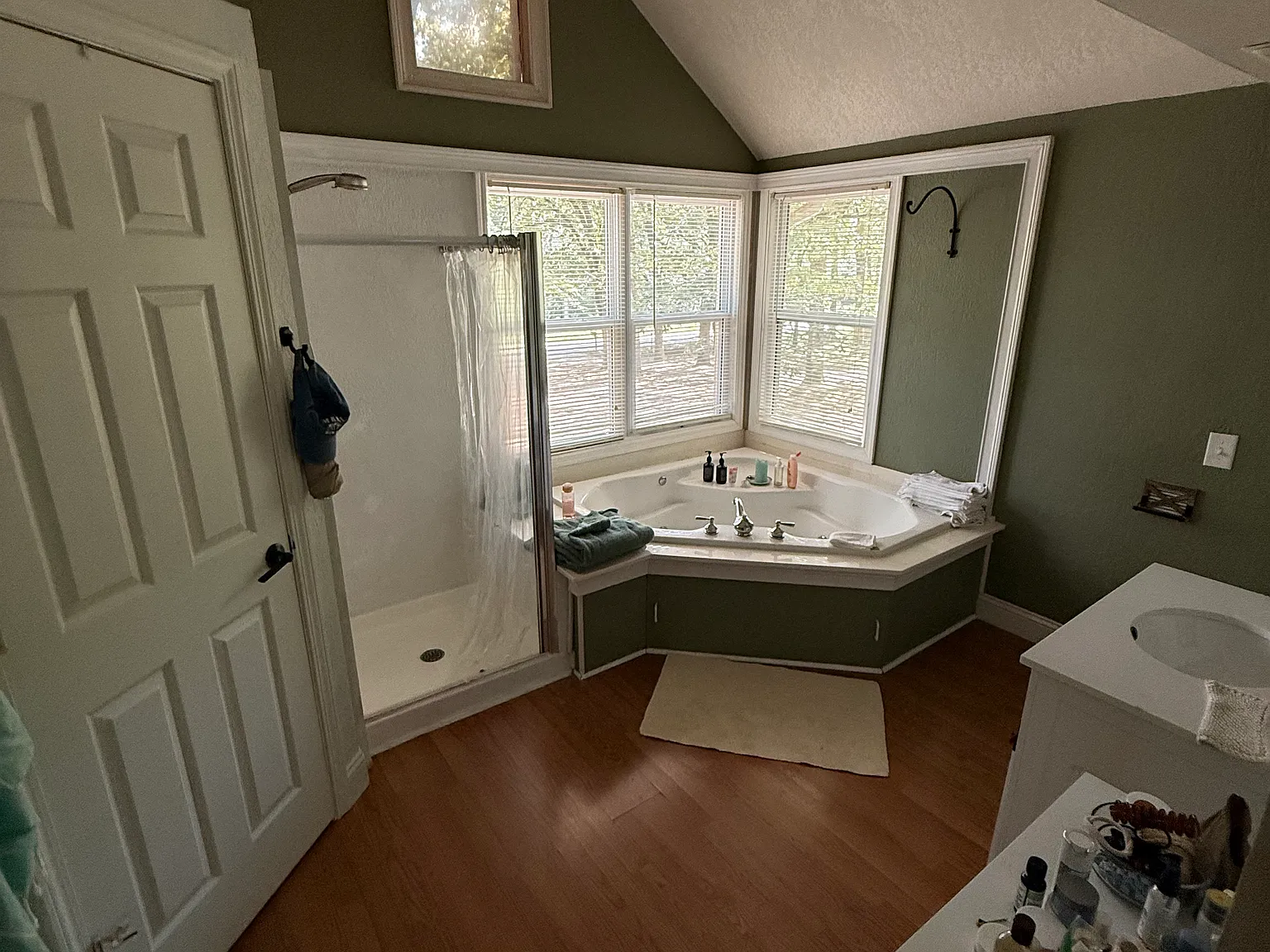 3 bed, 1620 sqft, $1,600 — Photo 4