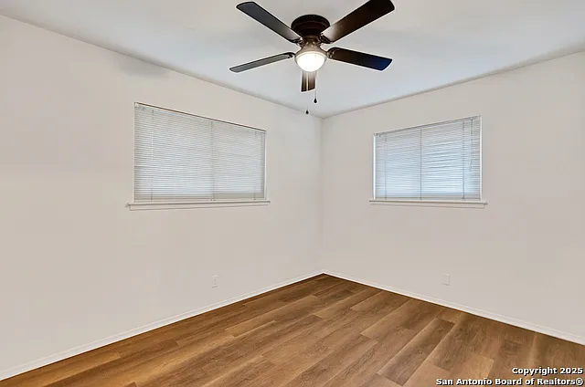 4303 Sunshadow St — Photo 8