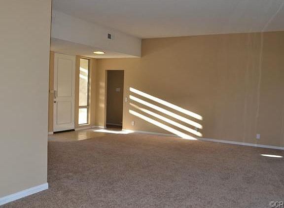 3rd image of 28355 Paseo Grande Dr