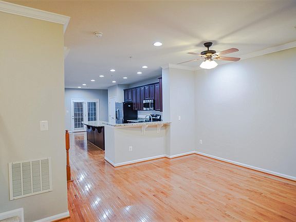 4th image of 7232 Dorchester Woods Ln