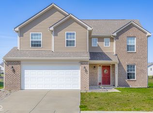 4148 Ashworth Ln, Columbus, IN 47201