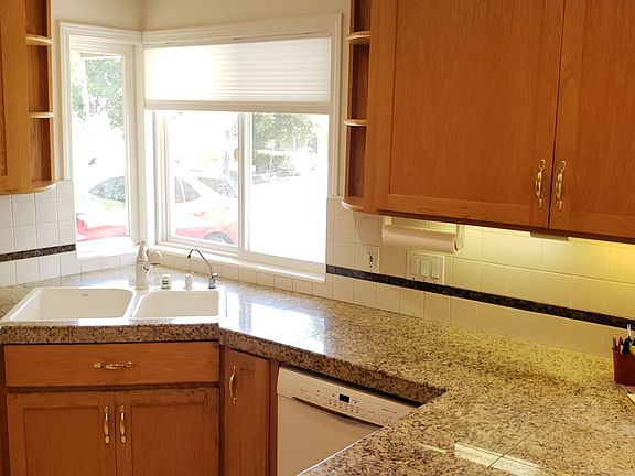 3rd image of 1183 Calle Ventura