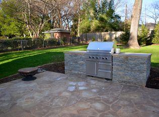 4019 Ridgecrest Ave, Charlotte, NC 28211